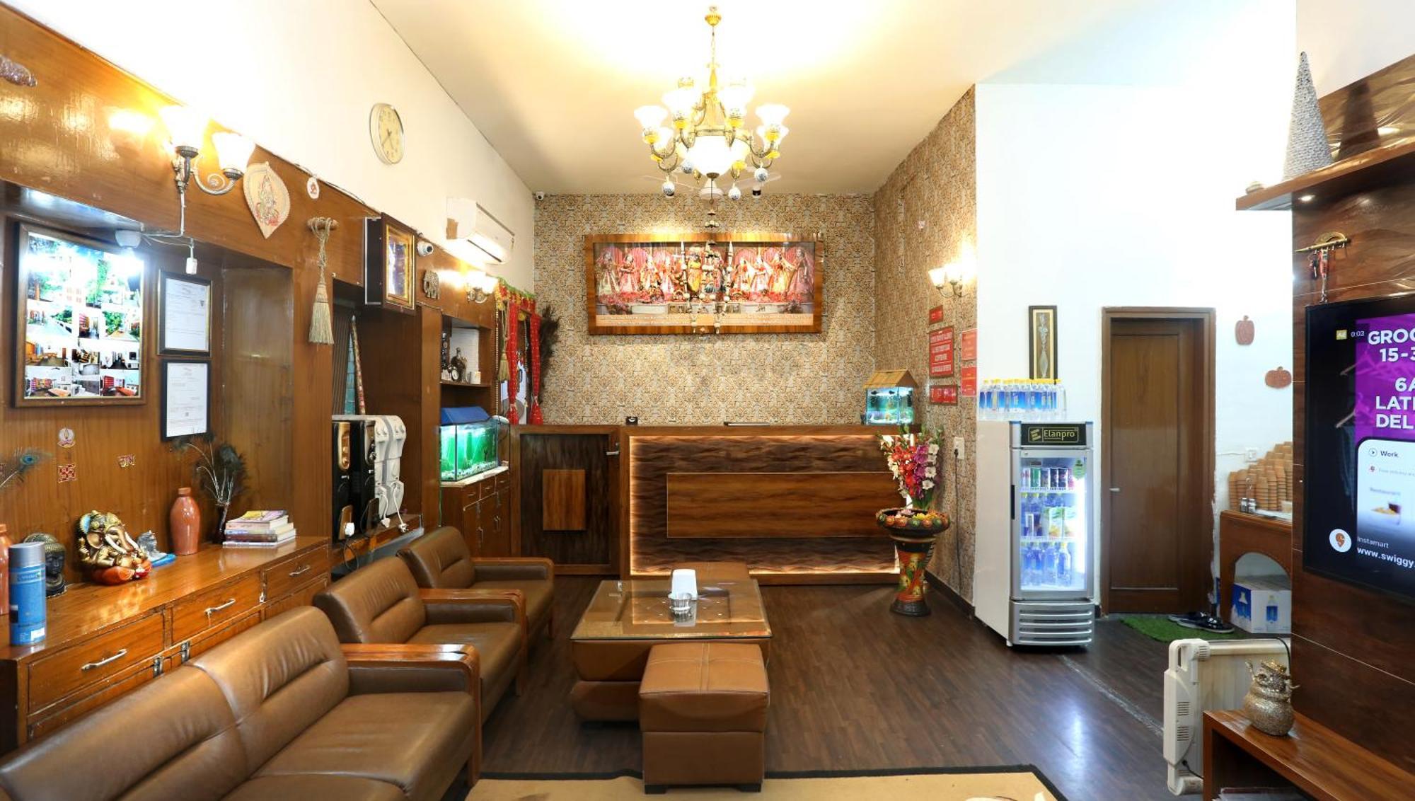 Golden Homestay New Delhi Exterior photo