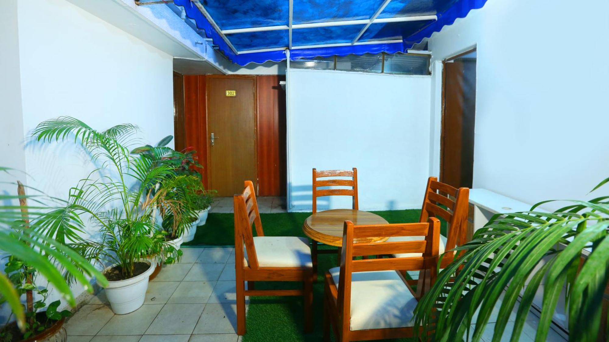 Golden Homestay New Delhi Exterior photo