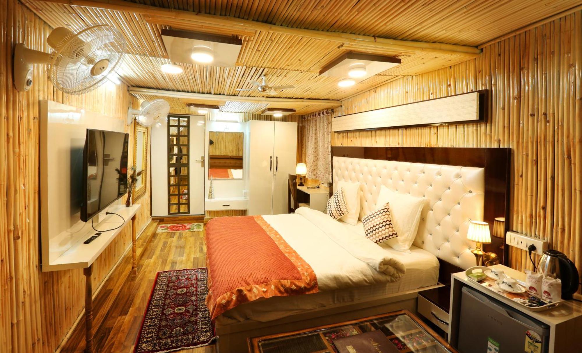 Golden Homestay New Delhi Exterior photo